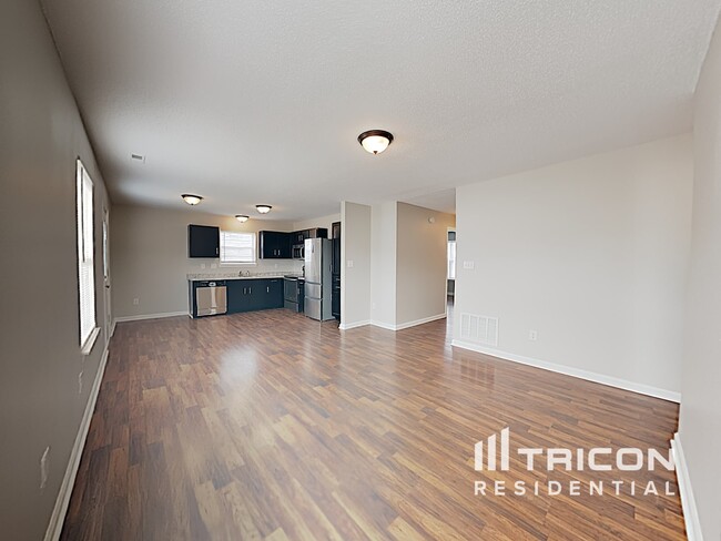 Foto del edificio - 1619 Prairieview Ln