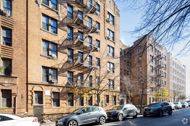 Foto del edificio - 3105 Brighton 3rd St