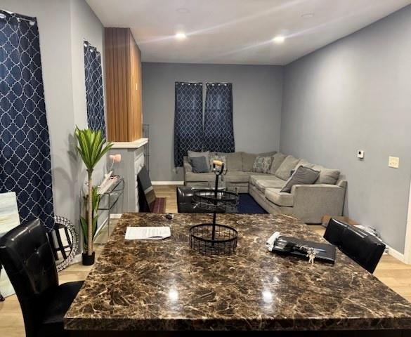 Foto del edificio - 1030 Ross Ave