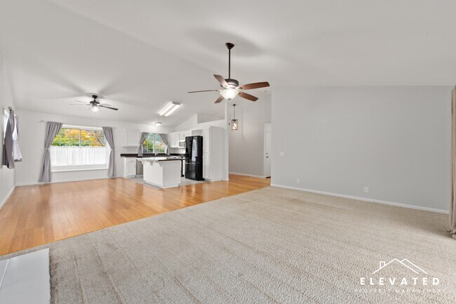 Foto del edificio - 2529 Buss Dr