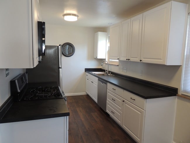 Photo - 9663 West Ave House