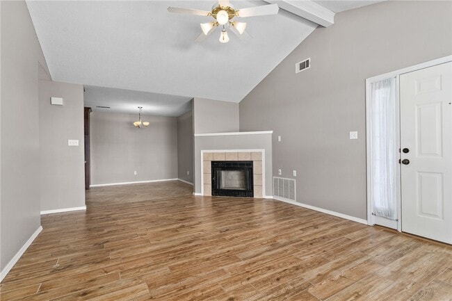Building Photo - 5802 Park Valley Cir