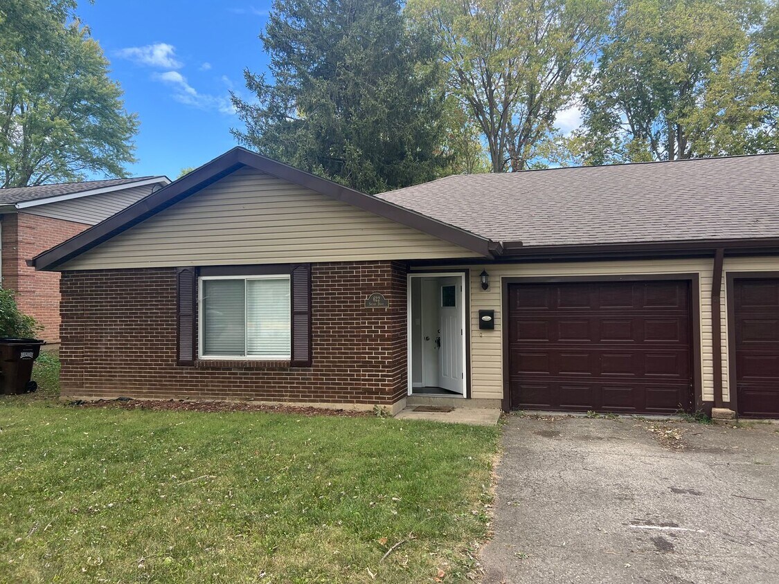 Primary Photo - 2 bedroom fully renovated