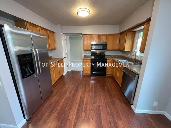 Building Photo - 10423 Clark St