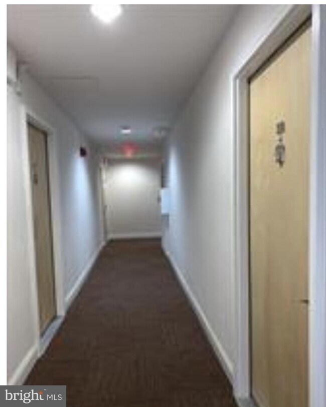 Building Photo - 738 Longfellow St NW