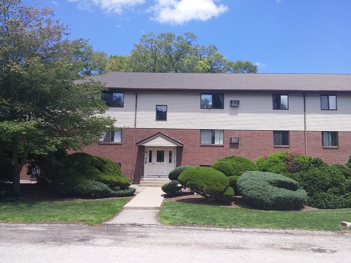 47 Juniper Rd, North Attleborough, MA 02760 Apartments in North