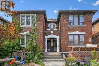 Building Photo - 12 Castle View Ave
