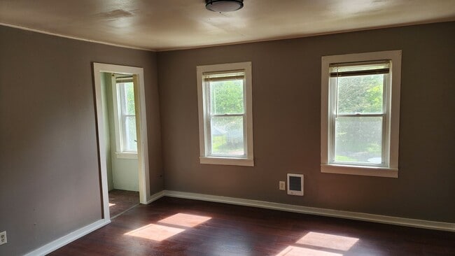 Building Photo - 207 - 207 1/2 North 11st Street, Olean NY 14760