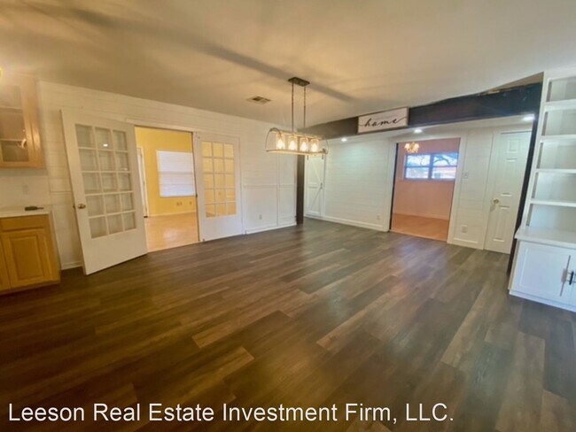 Building Photo - 3 br, 2 bath House - 1625 Success St
