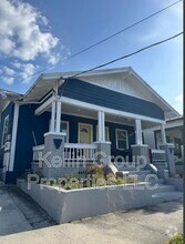 Building Photo - 2524 W Cherry St