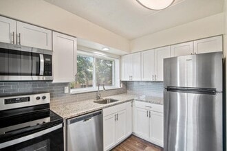 Building Photo - Top Field Apartment Homes