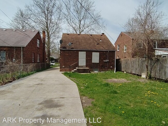 Building Photo - 3 br, 1.5 bath House - 18452 Ardmore Street