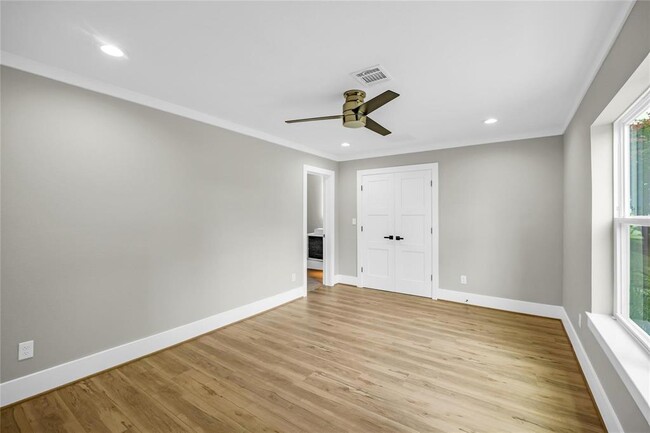 Foto del edificio - 604 W 28th St
