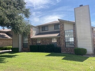 Building Photo - 4300 Hulen Cir E