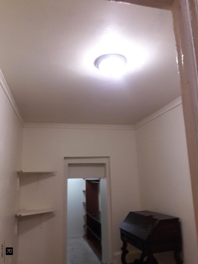 Foto del edificio - 147-44 97th Avenue