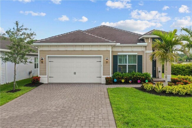 Building Photo - 4823 SW Millbrook Ln