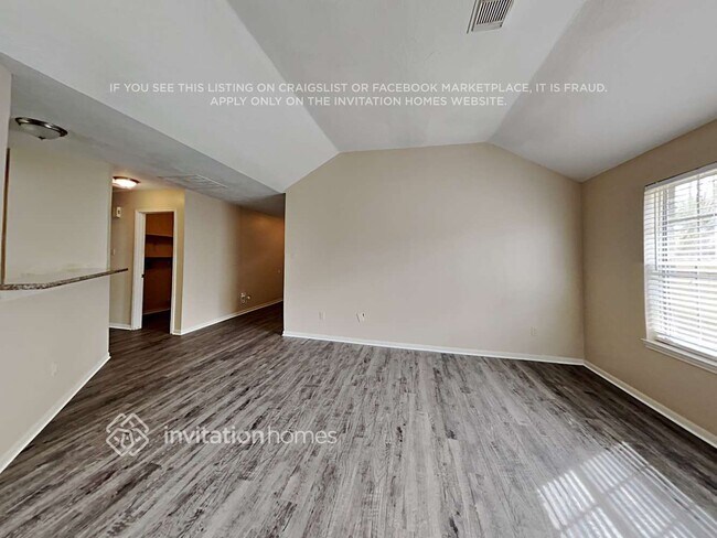 Foto del edificio - 4330 Spoonbill Dr