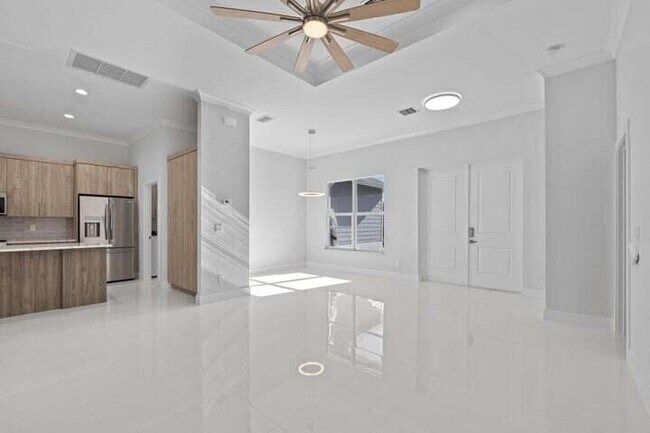 Foto del edificio - 419 SW Namoit Pl