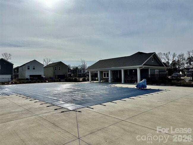 Foto del edificio - 410 Cranford Dr