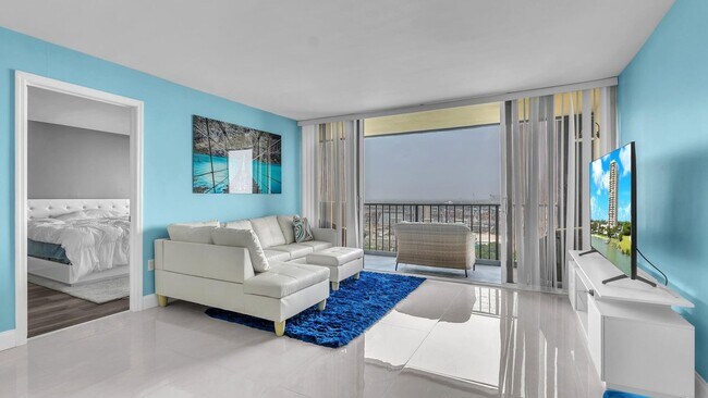 Foto del edificio - 5600 N Flagler Dr