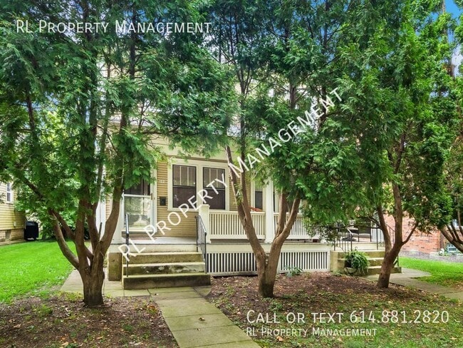 Building Photo - Beautiful 3 bedroom 1 bathroom duplex in G...