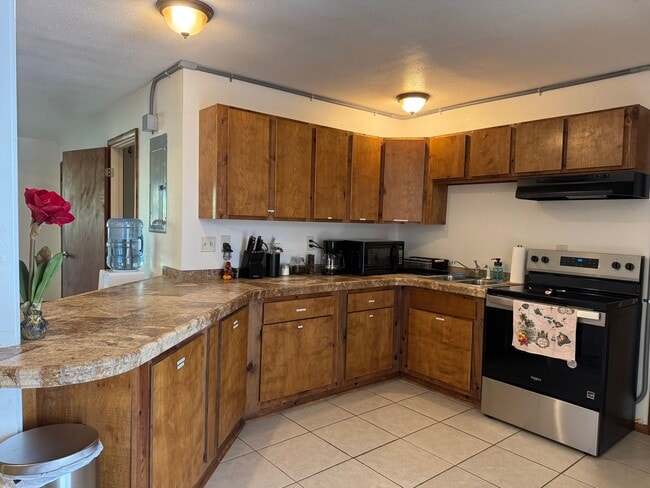 Foto del edificio - Utilities Included 2 Bedroom / 1 Bath Apartment