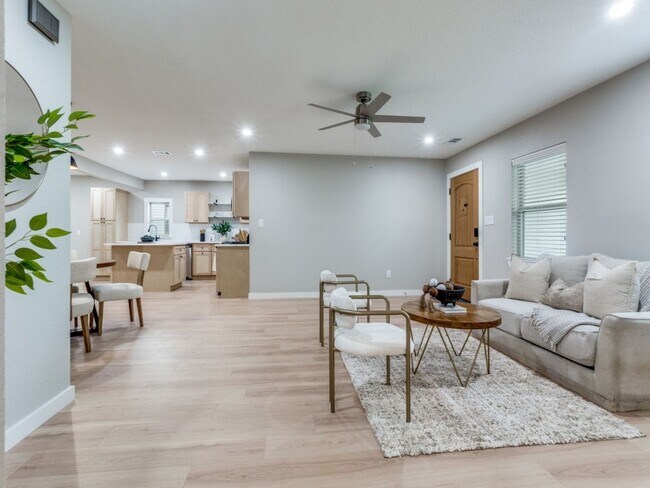 Foto del edificio - 3160 Bannon Dr