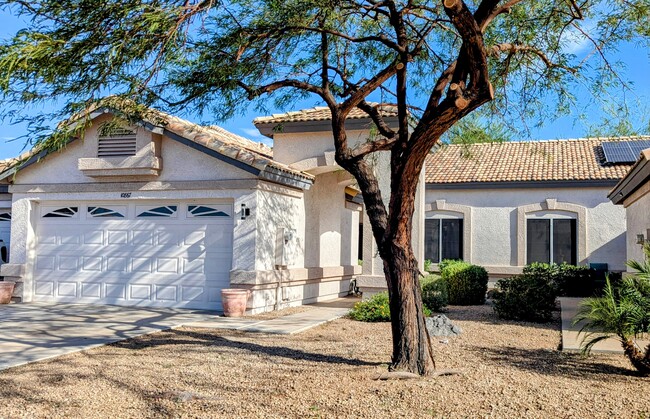 Building Photo - 10867 W Chino Dr