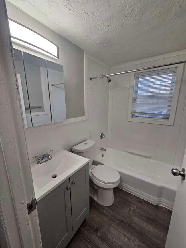 Foto del edificio - 4 River St