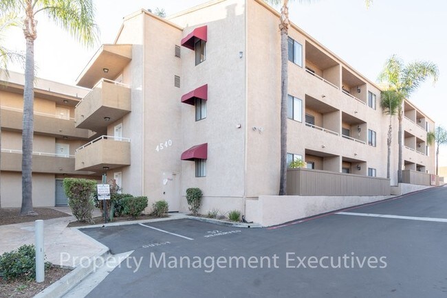 Foto del edificio - 4540 60th St