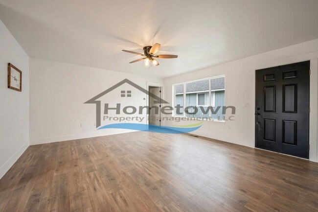 Building Photo - 1804 E Coeur D Alene Ave