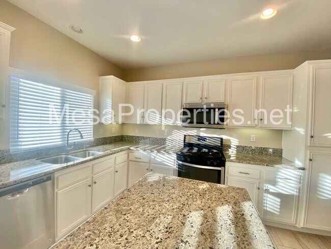 Building Photo - 12608 Tablerock Ln