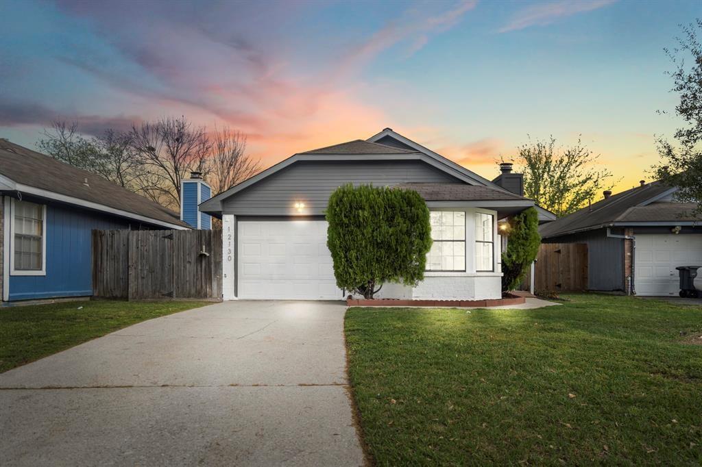 Foto principal - 12130 Westwold Dr