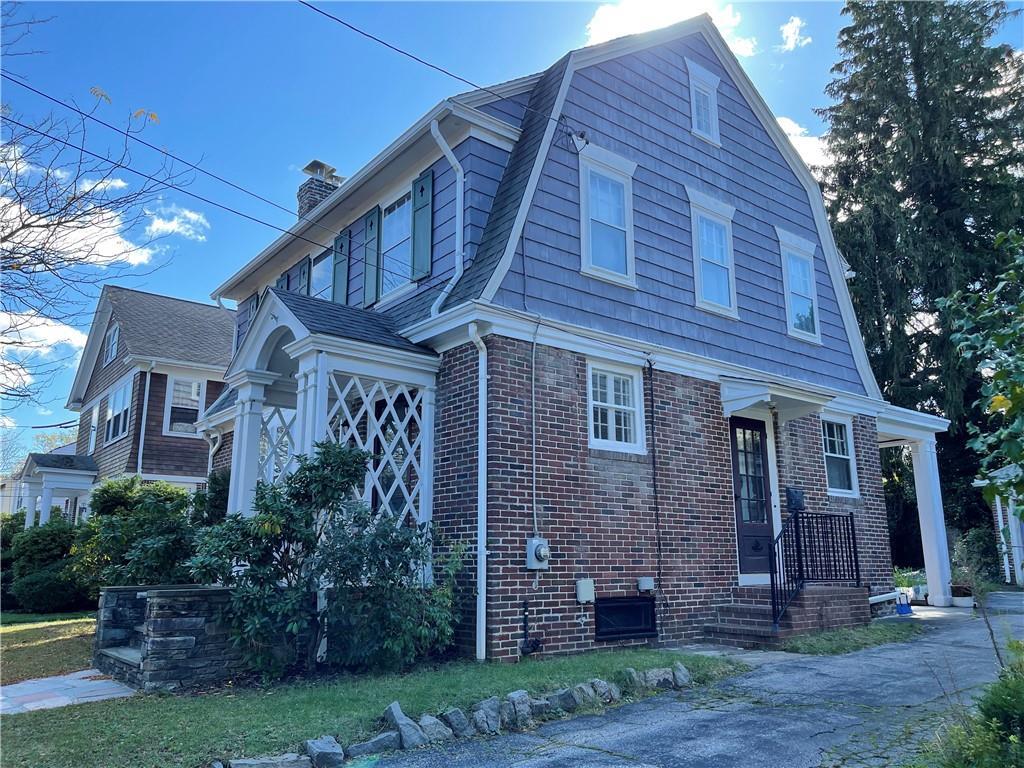 Primary Photo - 129 Woodbine St