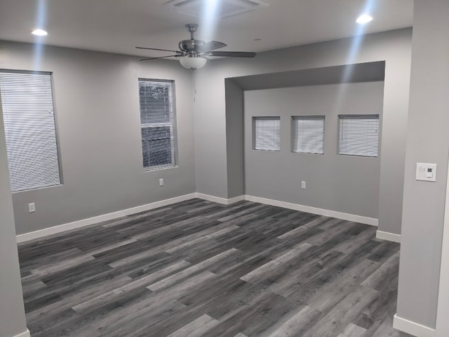 Foto del edificio - 2521 Victorian Alley