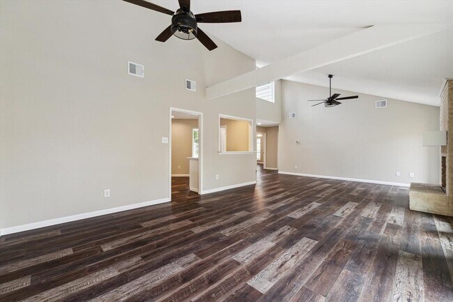 Building Photo - 1367 Du Lock Ln