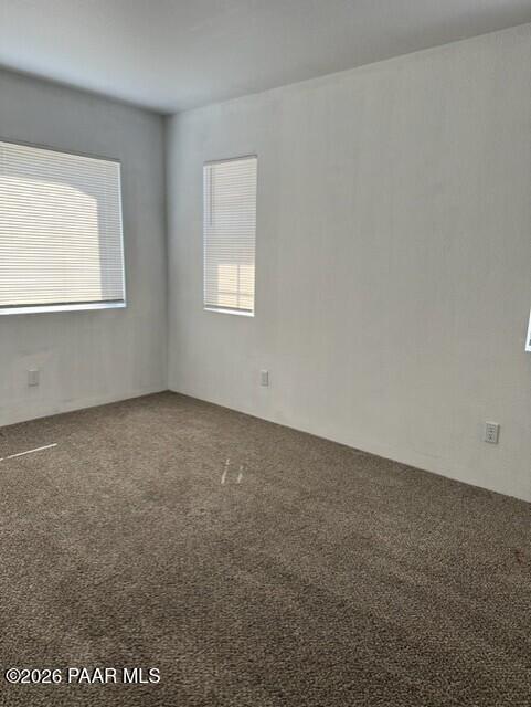 Foto del edificio - 3349 N Yavapai Rd E