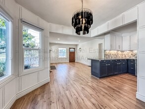 Building Photo - 201 Ashbury Ave