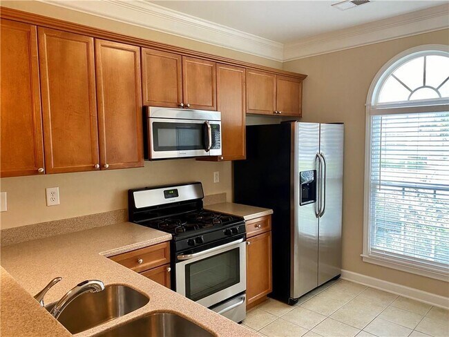 Foto del edificio - 1214 Harris Commons Pl