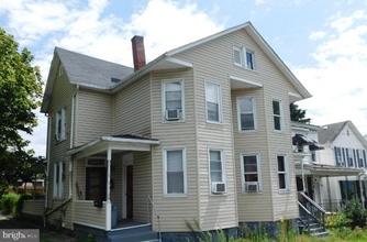 Building Photo - 108 Springdale St