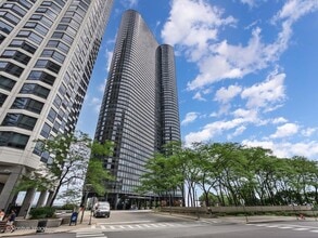 Building Photo - 155 N Harbor Dr