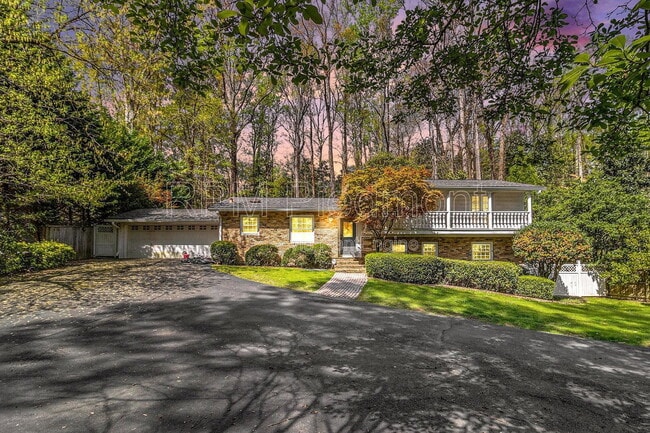 Photo - 2570 Northside Dr NW House