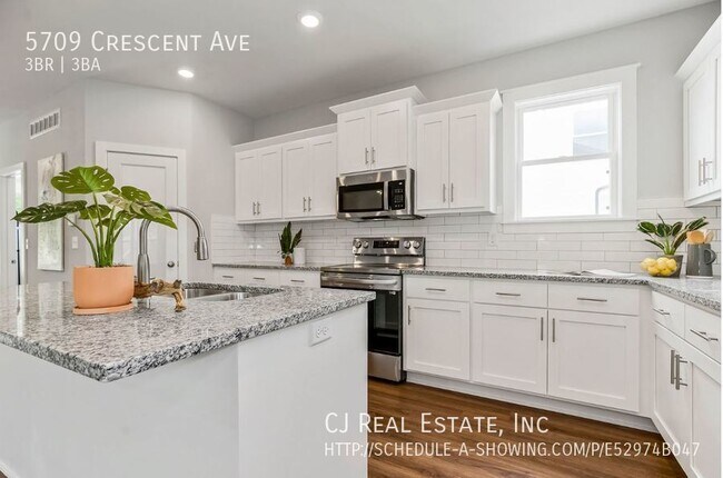 Foto del edificio - 5709 Crescent Ave