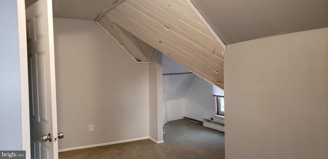 Building Photo - 428 Summit Ave