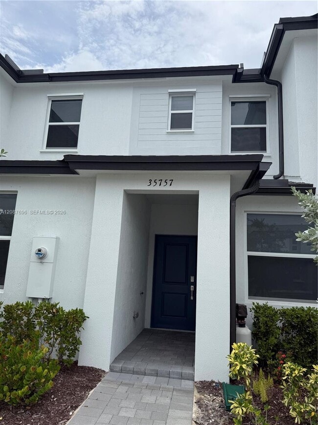 Building Photo - 35757 SW 178th Pl