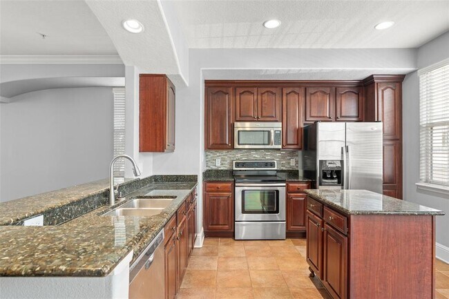 Foto del edificio - 1563 Common Way Rd