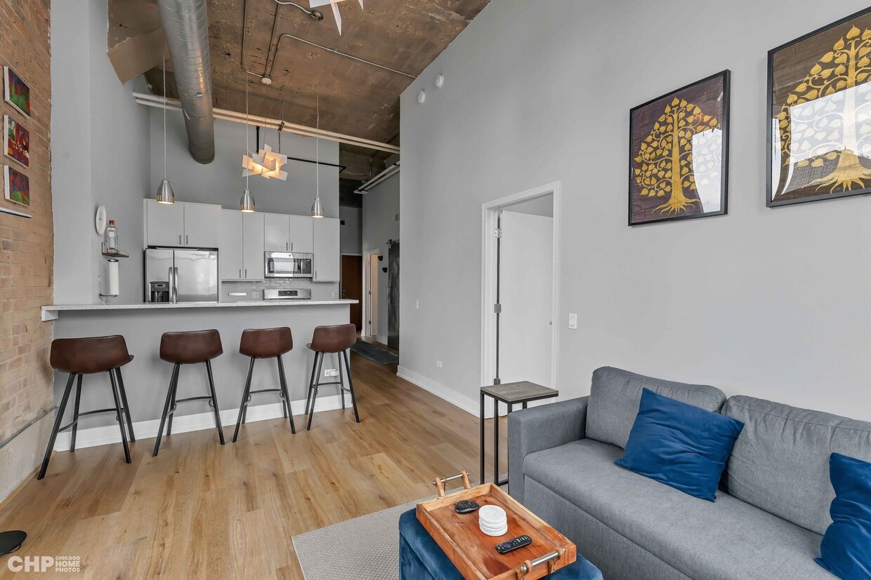 Foto principal - 320 E 21st St