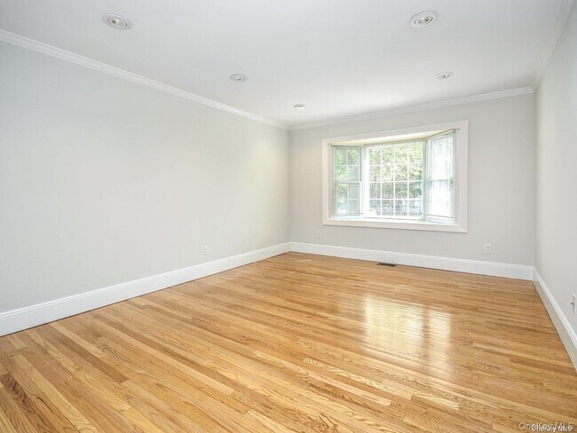 Foto del edificio - 51 Inwood Rd