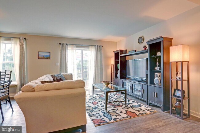 Foto del edificio - 117 Bungalow Rd