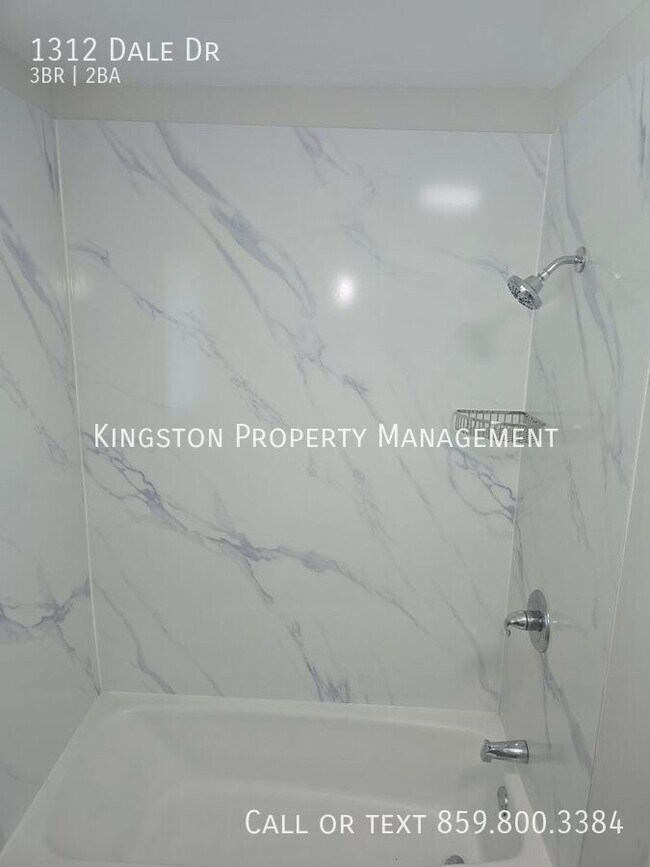 Foto del edificio - 1312 Dale Dr